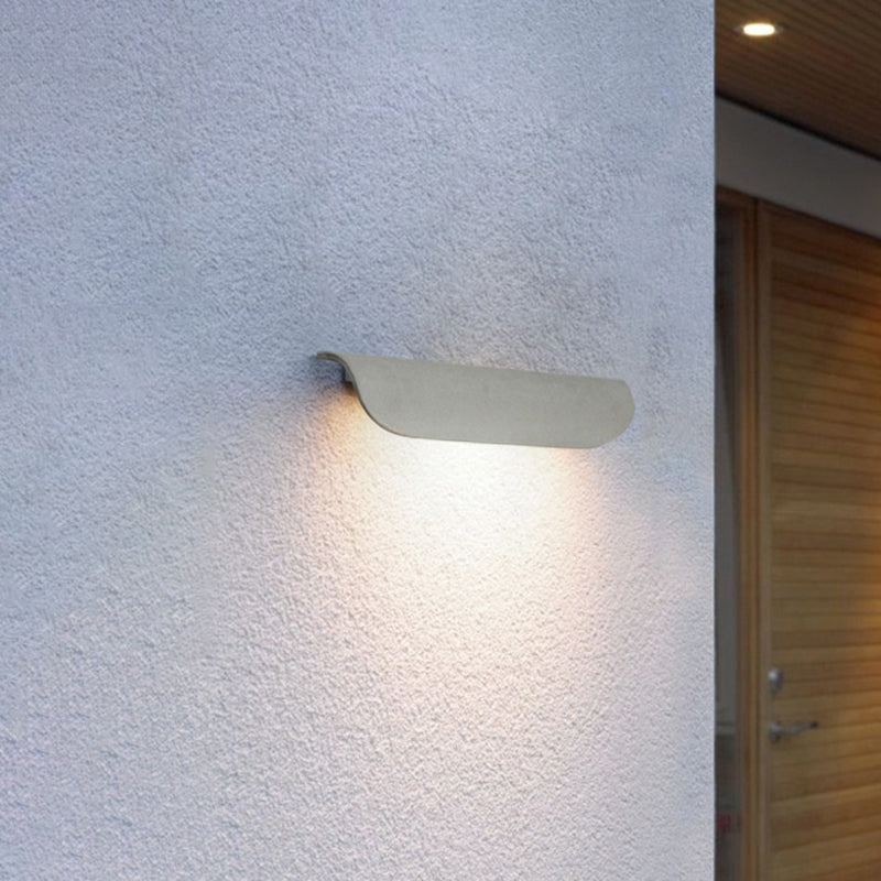 Modern Waterproof Curved Outdoor Wall Light