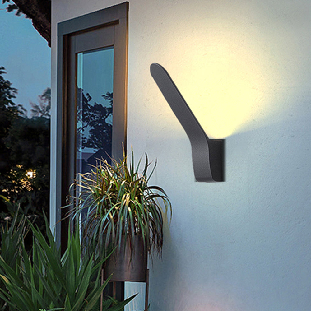 Minimalist Tilt Linear IP65 Waterproof Outdoor Light