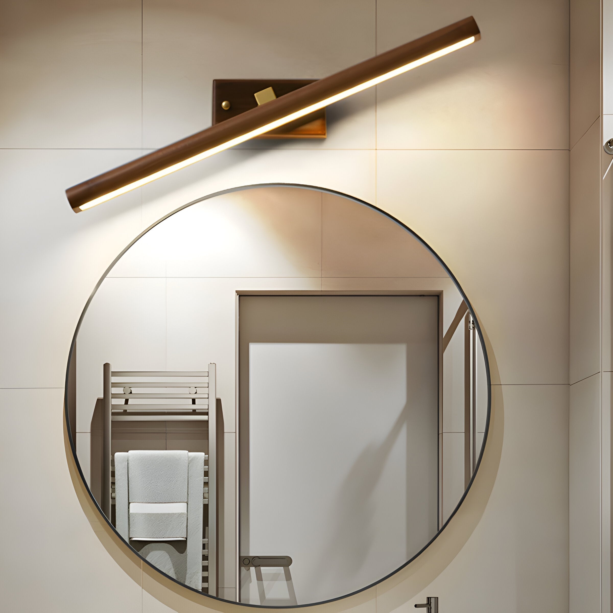 Cersi Nordic Acrylic Rotatable Wall Light