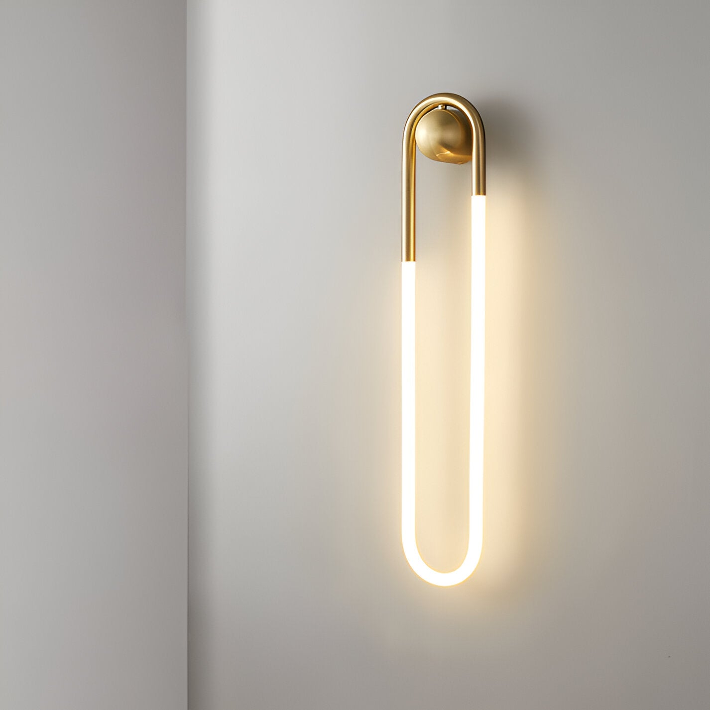 Nordic Minimalist U-Shaped Wall Light