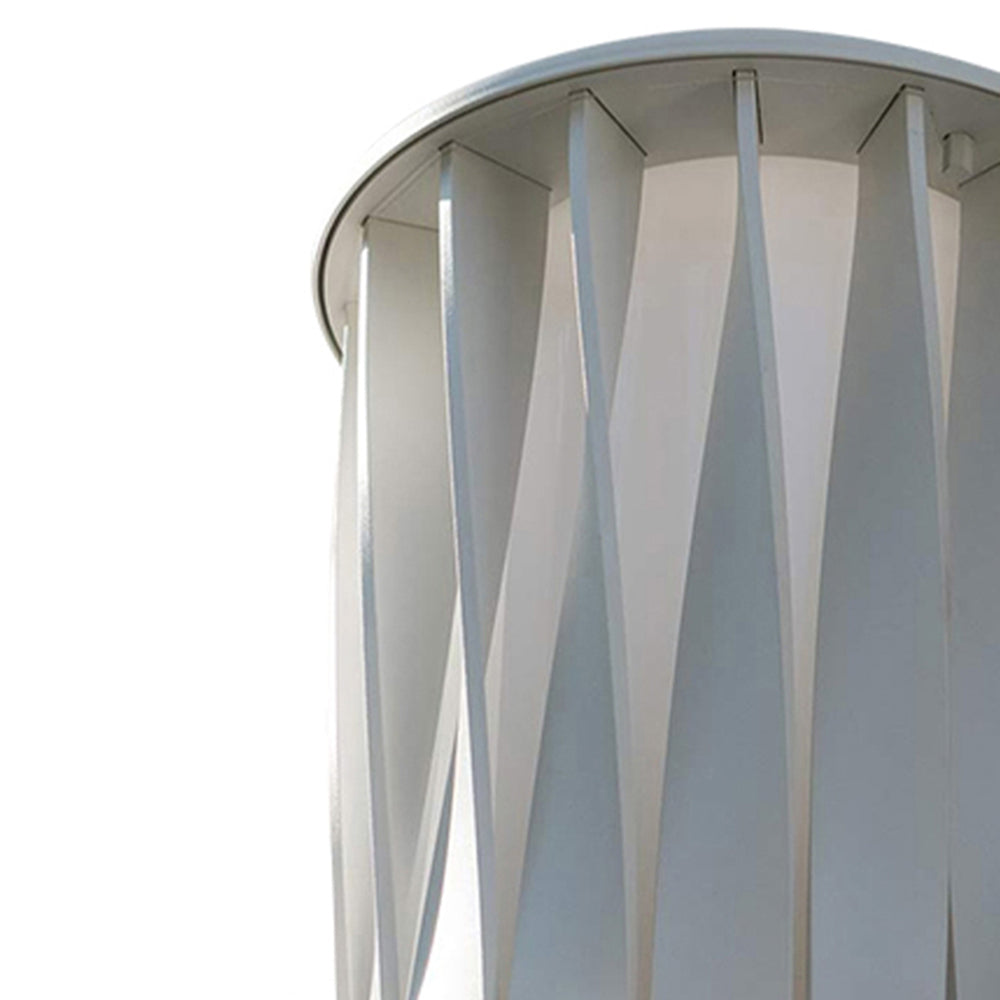 Lumo Modern Outdoor Metal Wall Light
