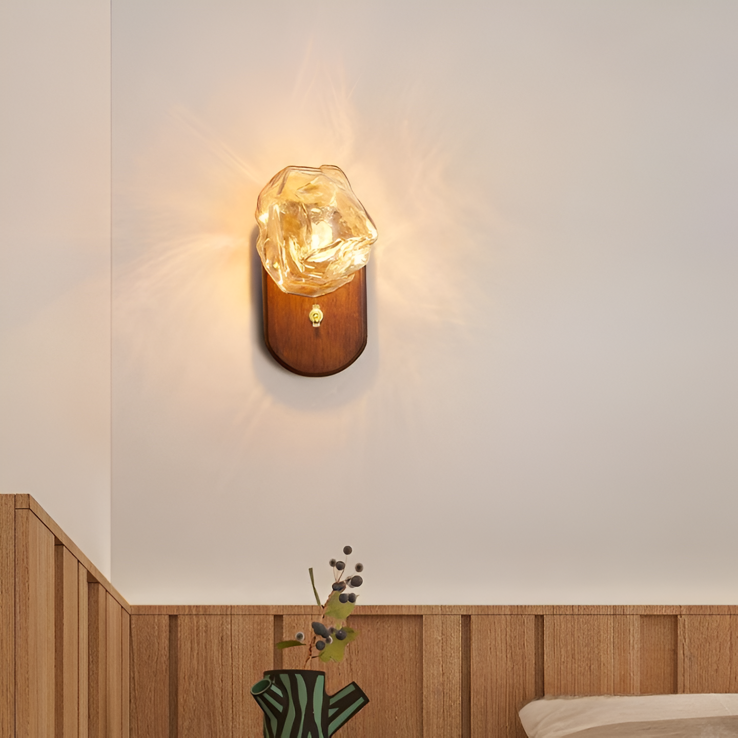 Isen Nordic Ice Glass Wall Lamp