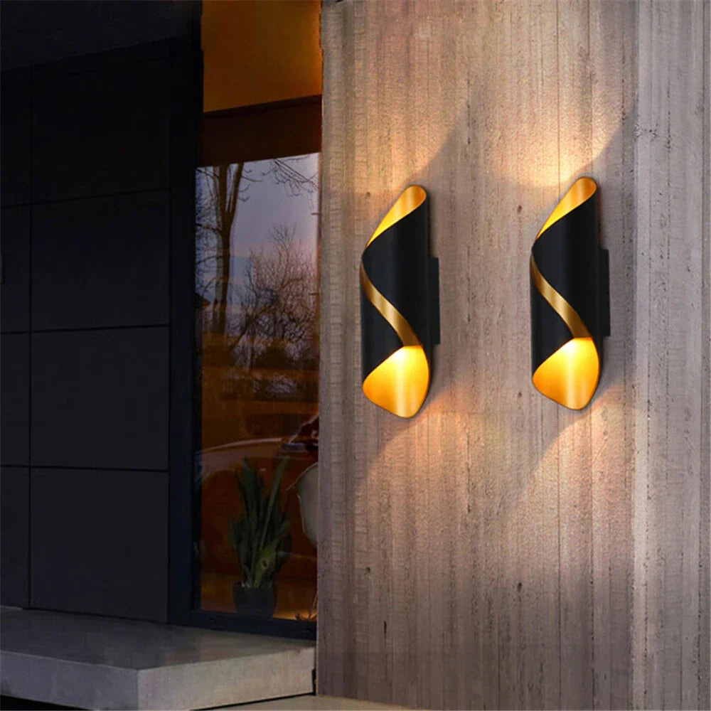 Luminous Water Essence Outdoor Wall Light