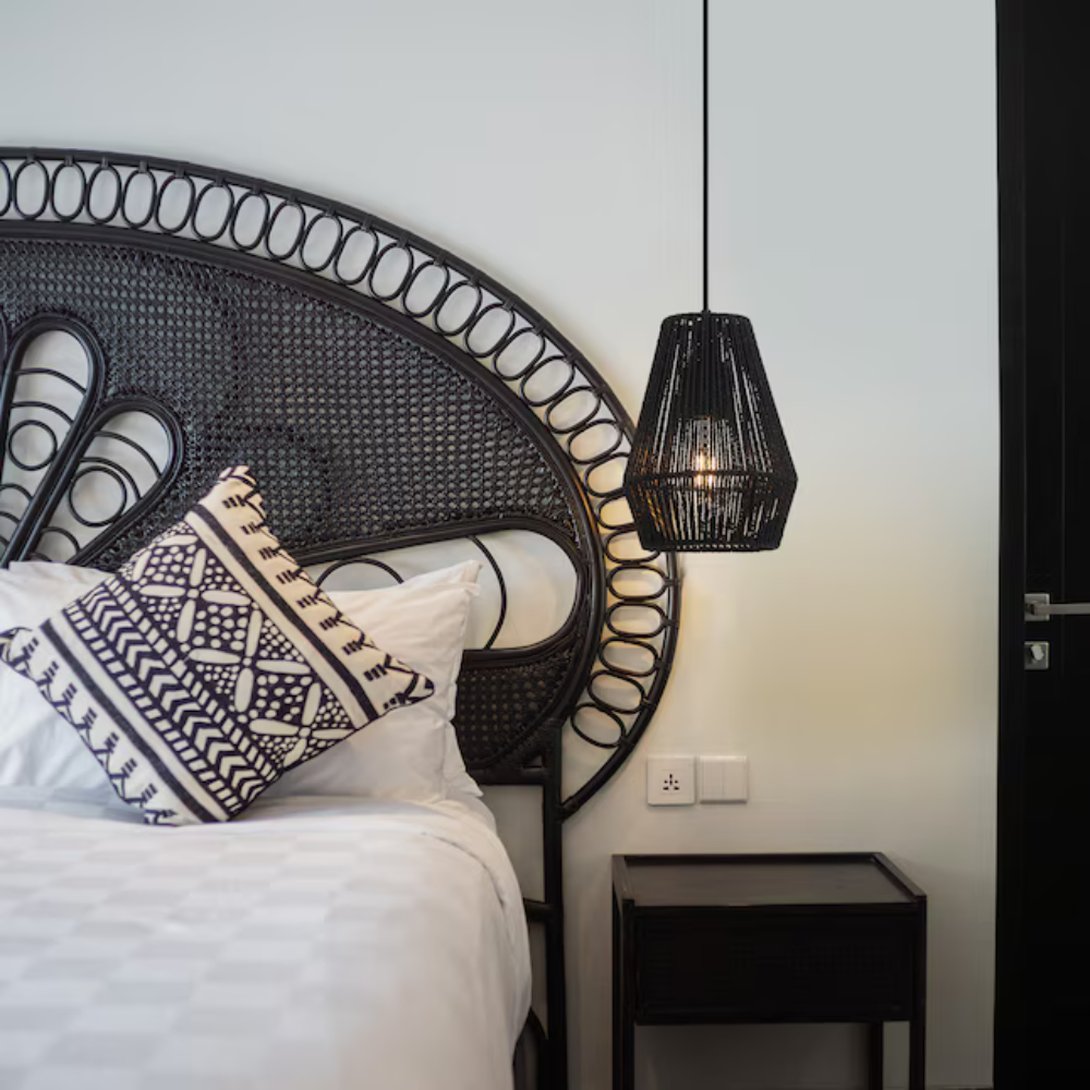 Subtle Aura Pendant Light