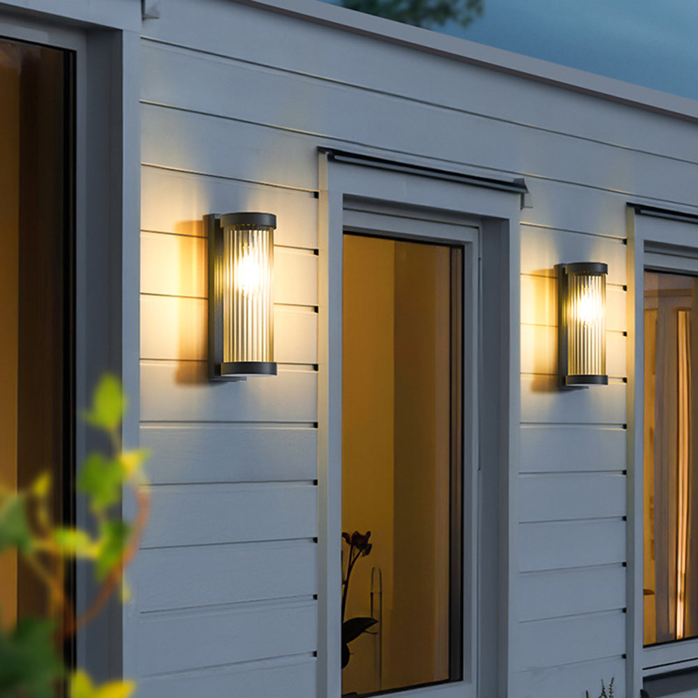 Modern Cylindrical Metal & Glass Outdoor Solar IP65 Waterproof Outdoor Light