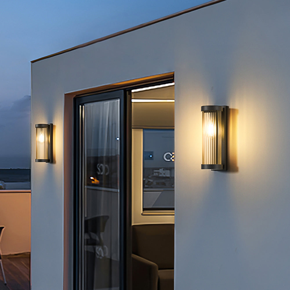 Modern Cylindrical Metal & Glass Outdoor Solar IP65 Waterproof Outdoor Light