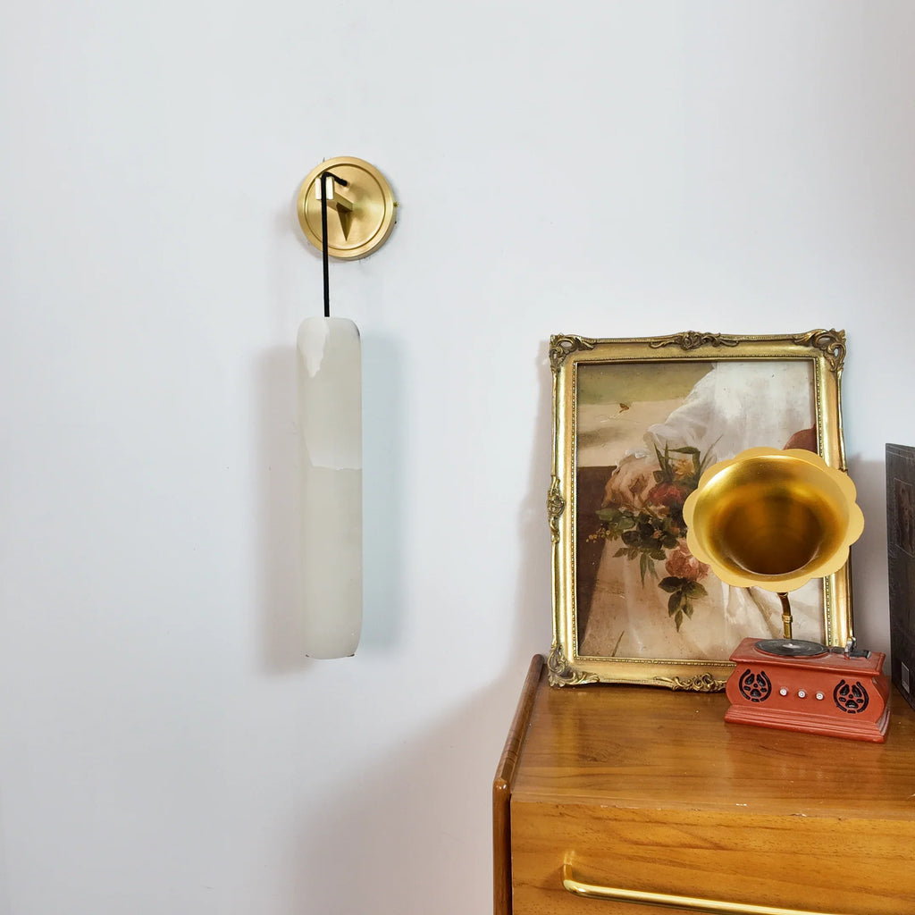 Serenata Flute Alabaster Elegant Wall Light