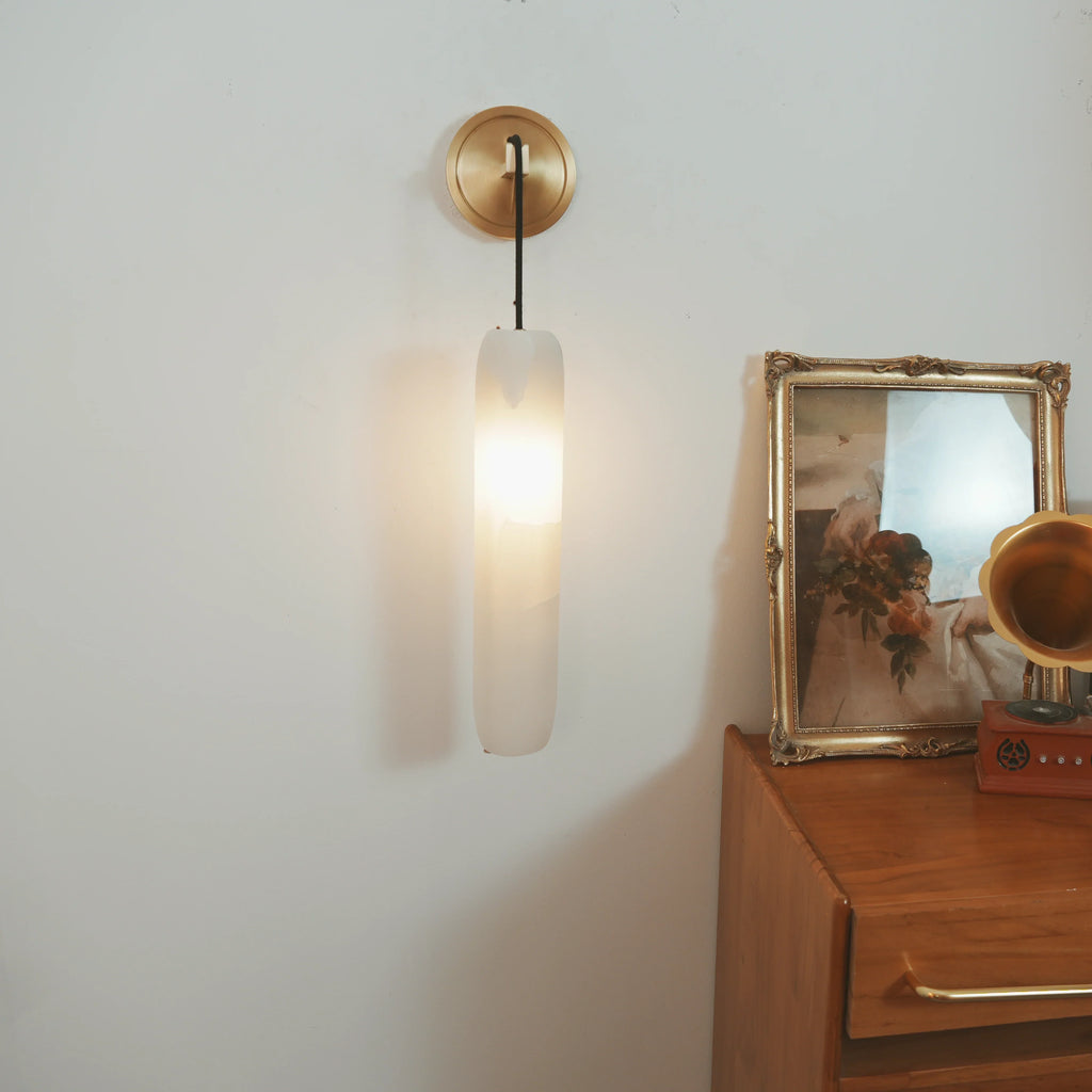 Serenata Flute Alabaster Elegant Wall Light