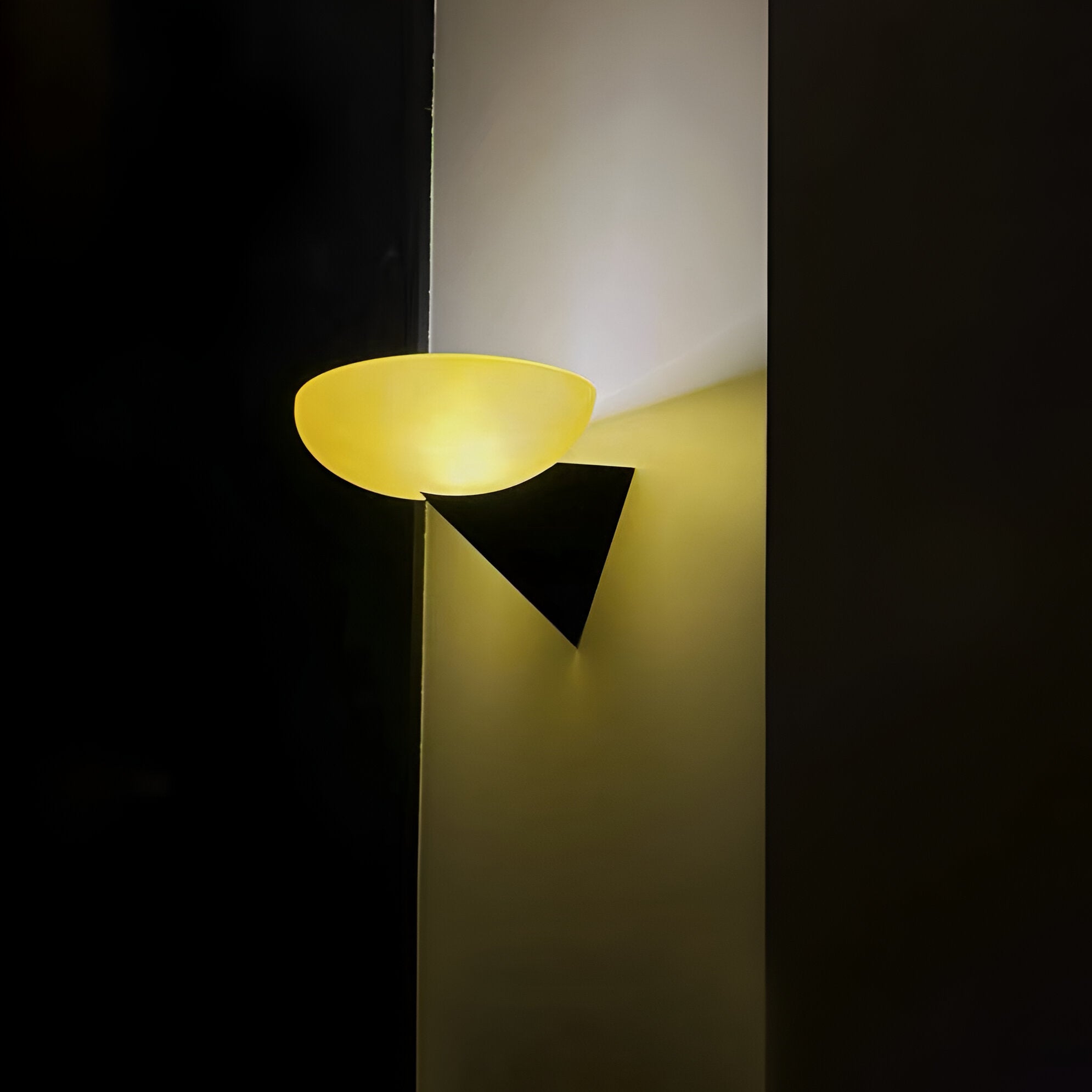 Bauhaus Retro Wall Light