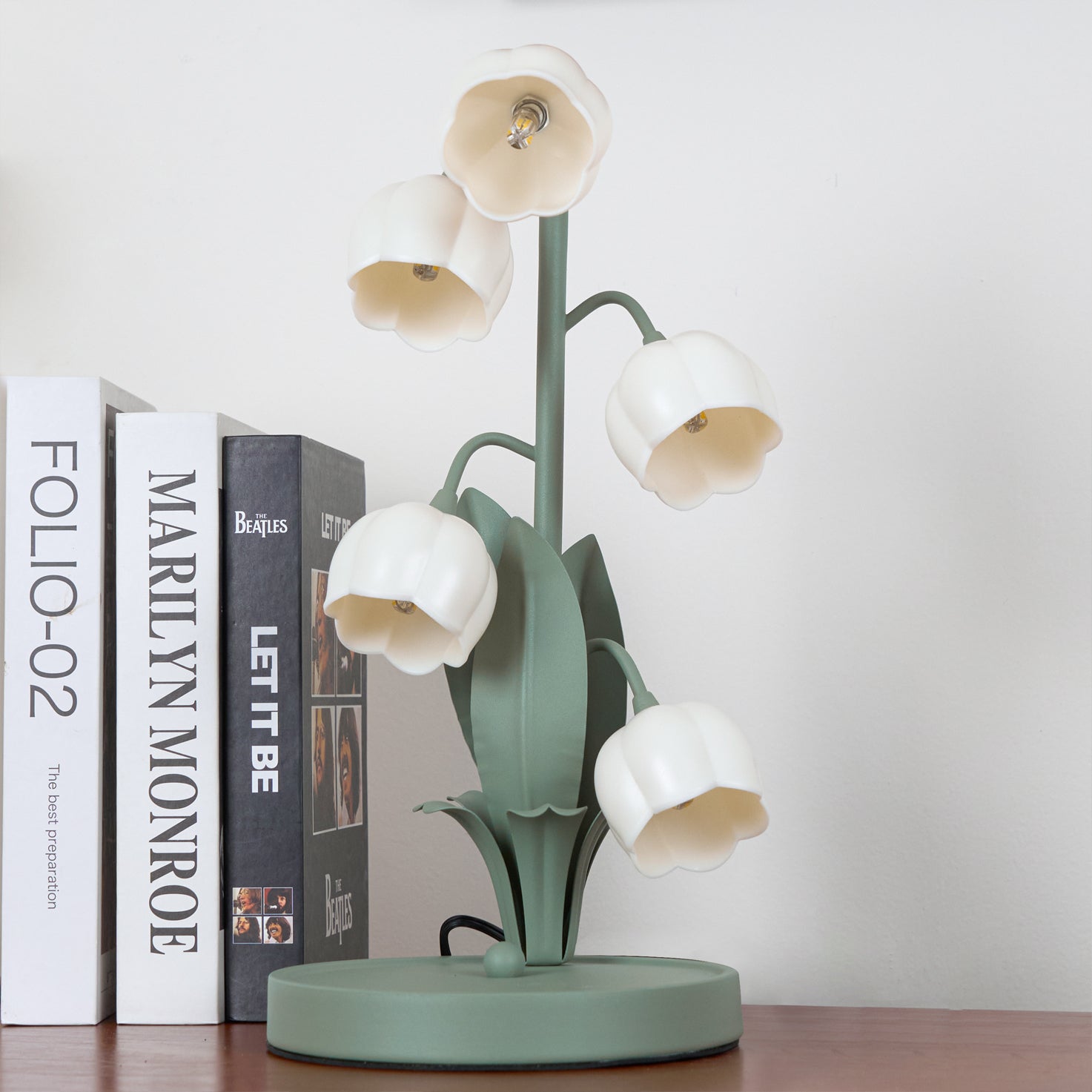Bell Orchid Nordic Iron Glass Flower Table Light