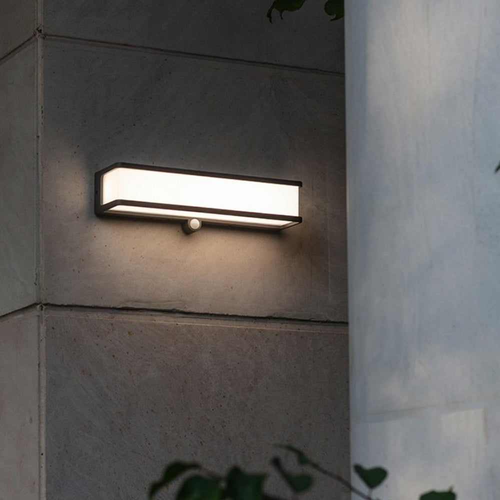 Modern Minimalist Rectangular Acrylic Sensor Solar IP65 Waterproof Outdoor Wall Light