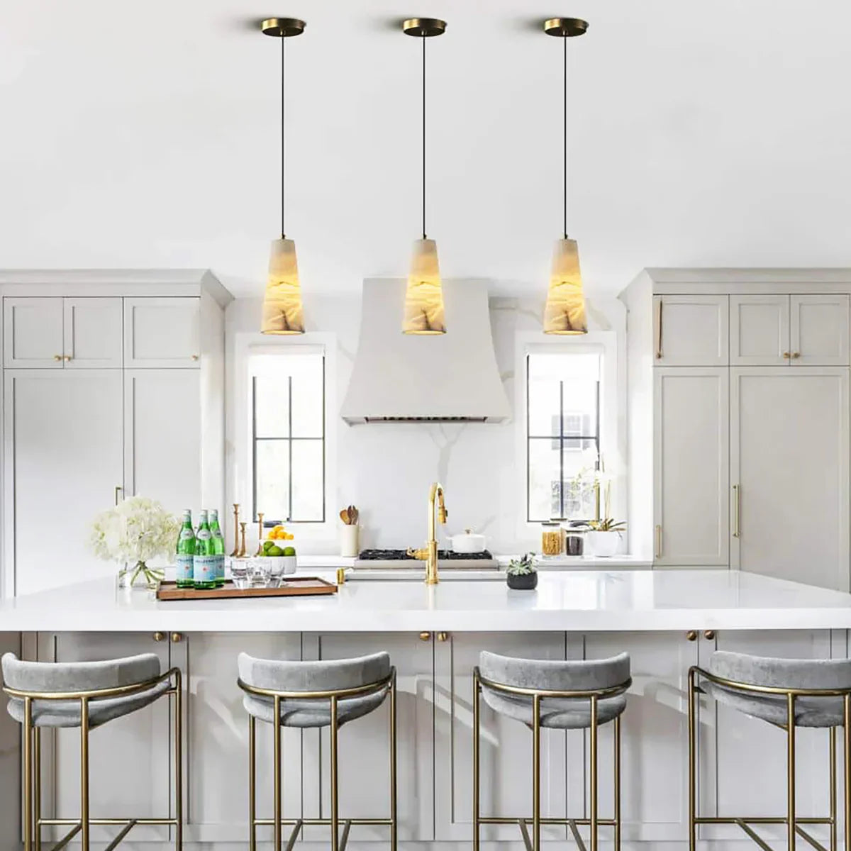 Aurora Pillar Alabaster Pendant Light