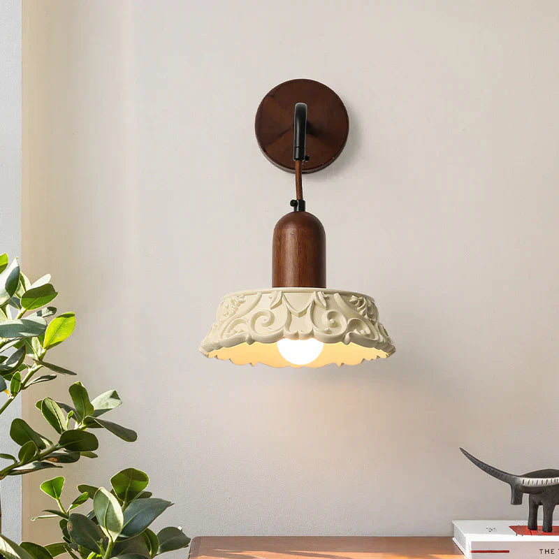 Modern Nordic Resin Dome Dora Wall Light