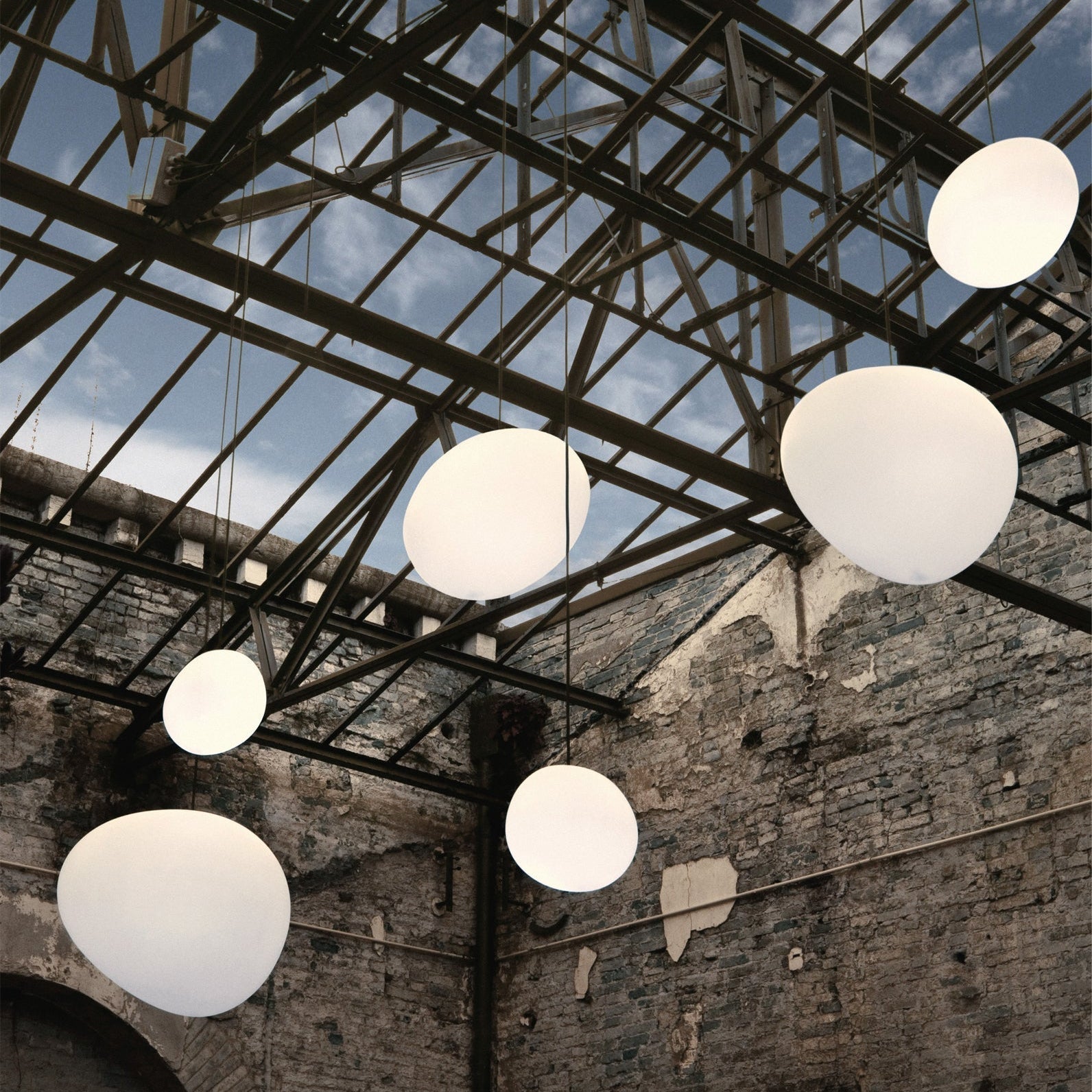 Living Sculpture Alabaster Brass Pendant Light