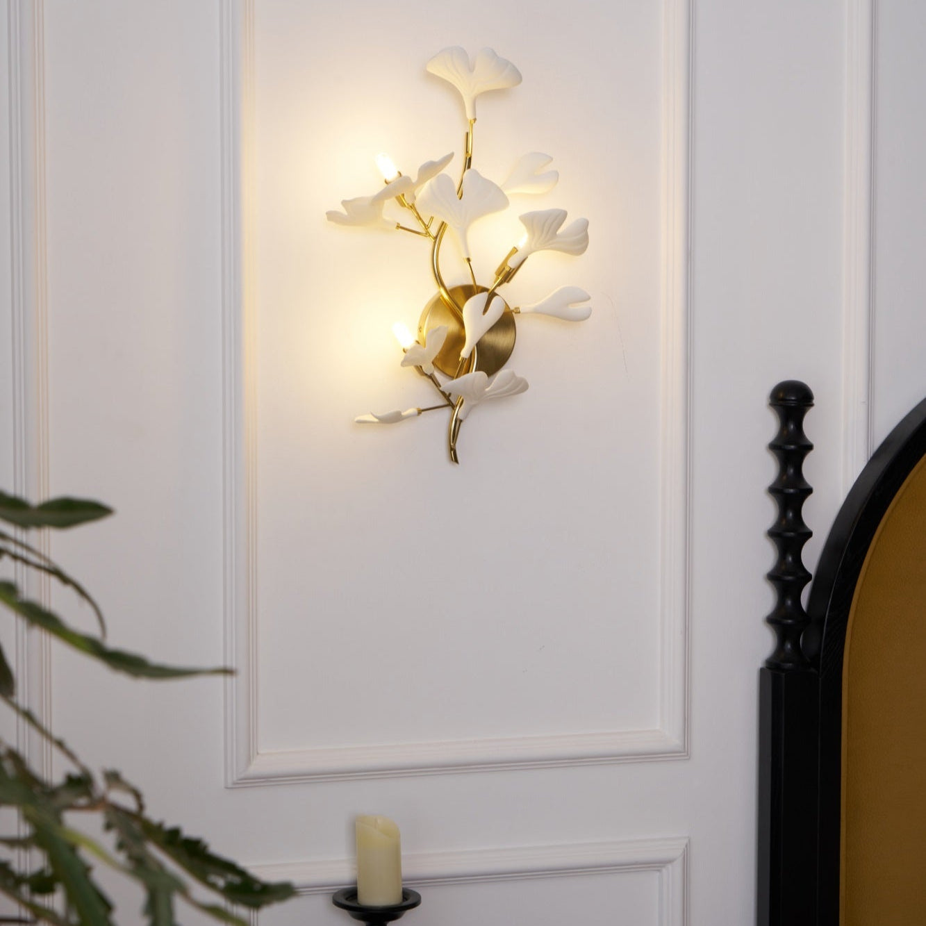 Ginkgo Valley Ceramic Wall Light