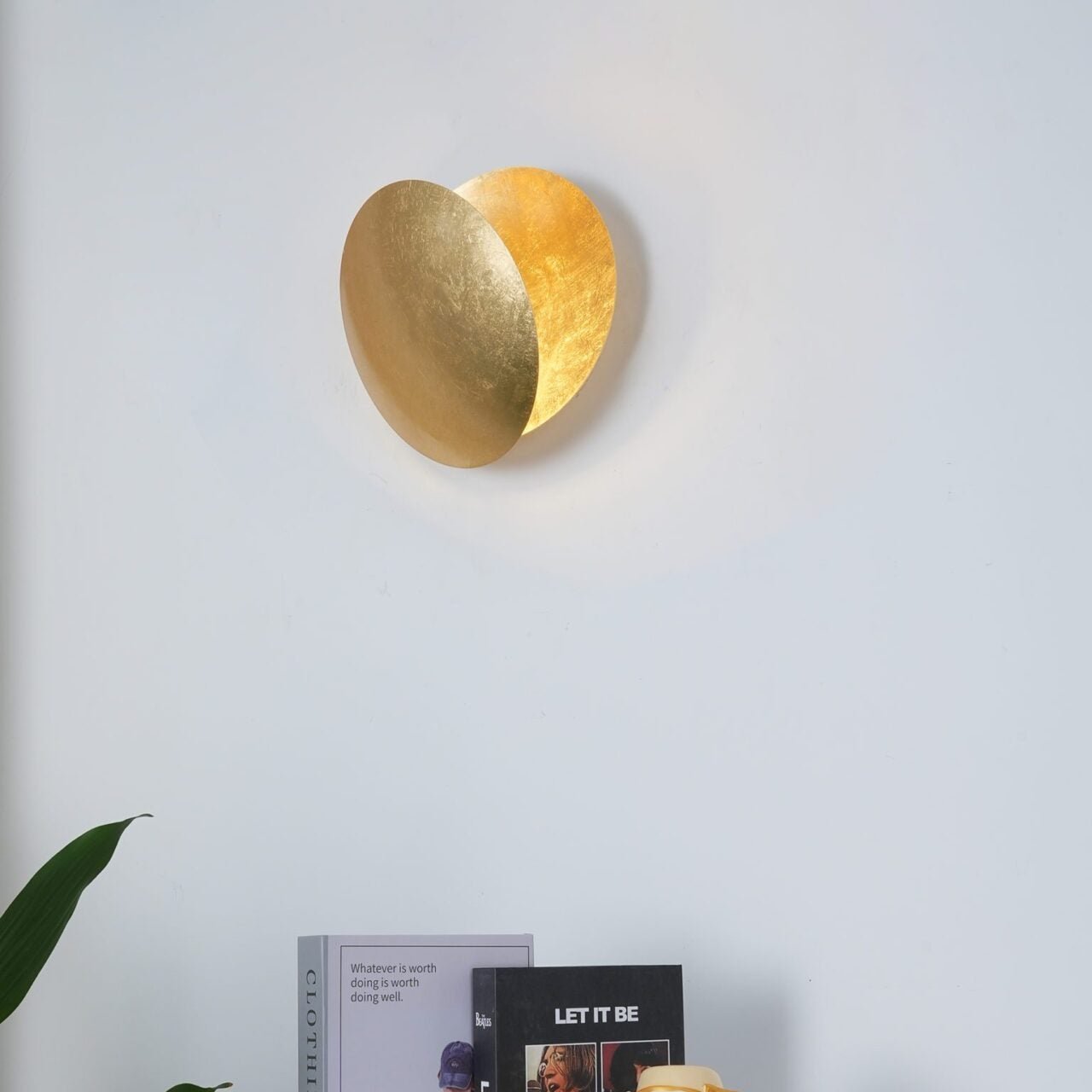 Round Circle Rotating Lederam Wall Light