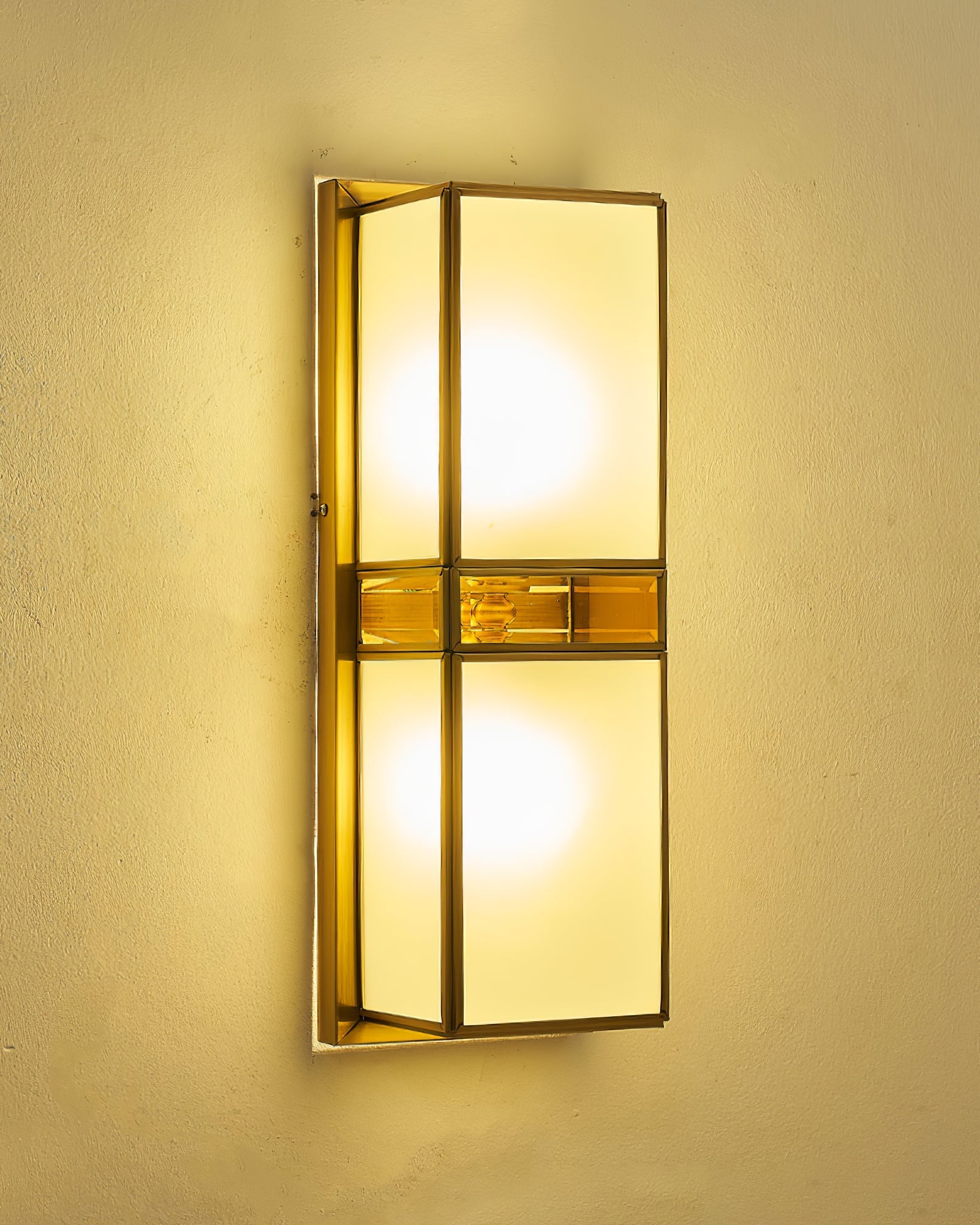 Retro Magari Brass IP65 Waterproof Outdoor Wall Light