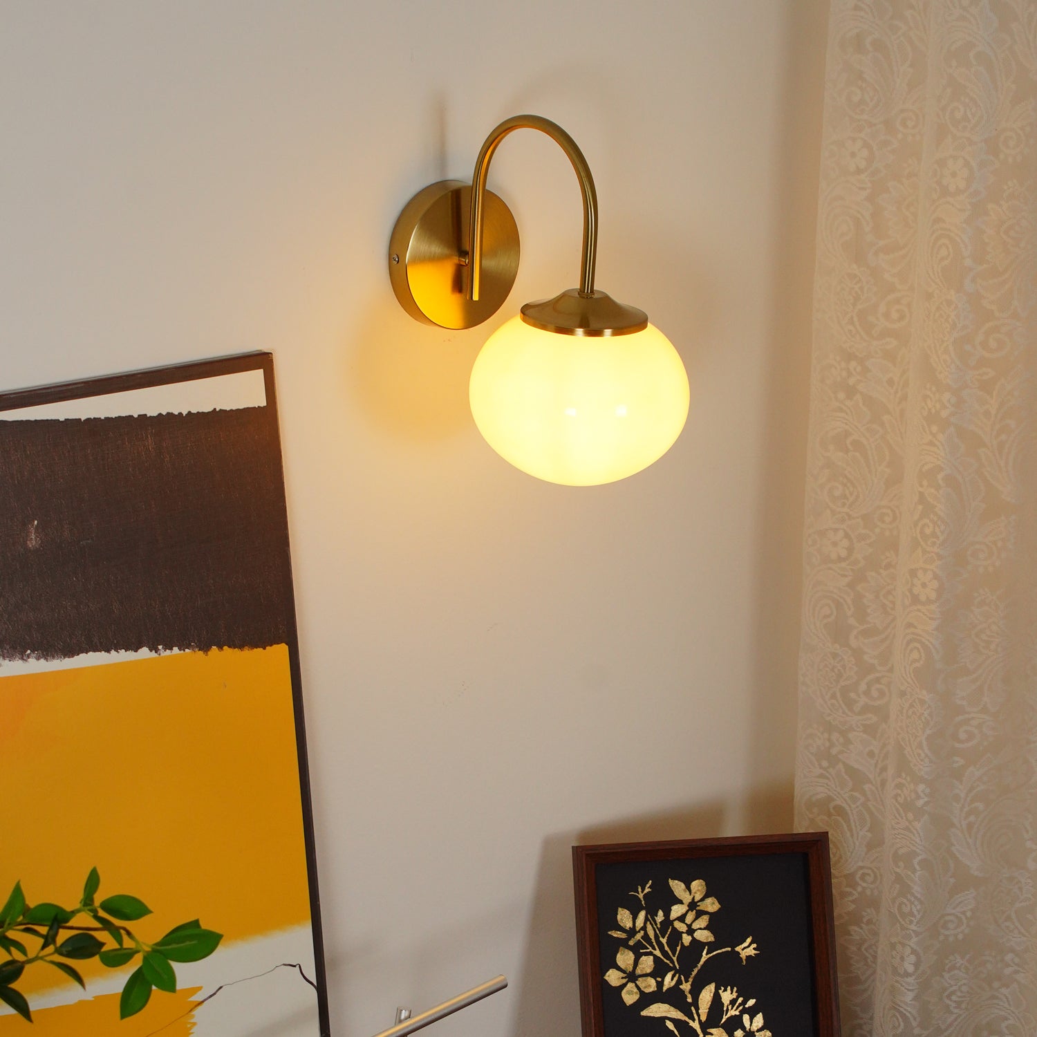 Uma Retro Glass Globe Wall Lamp