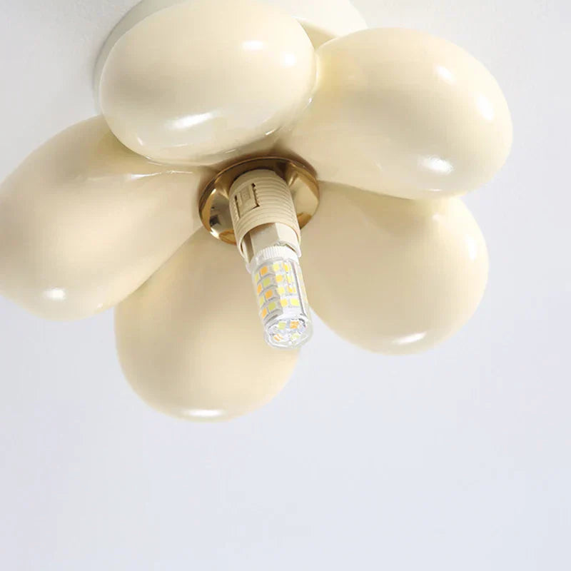 Ceiling Light with Scandinavian flowers