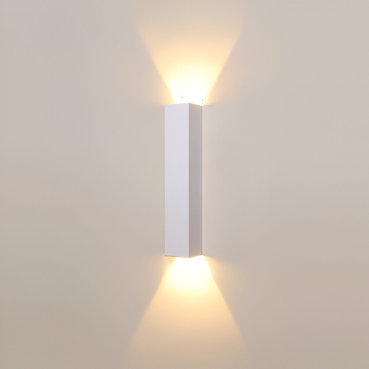 Arvid Nordic Aluminum Wall Light