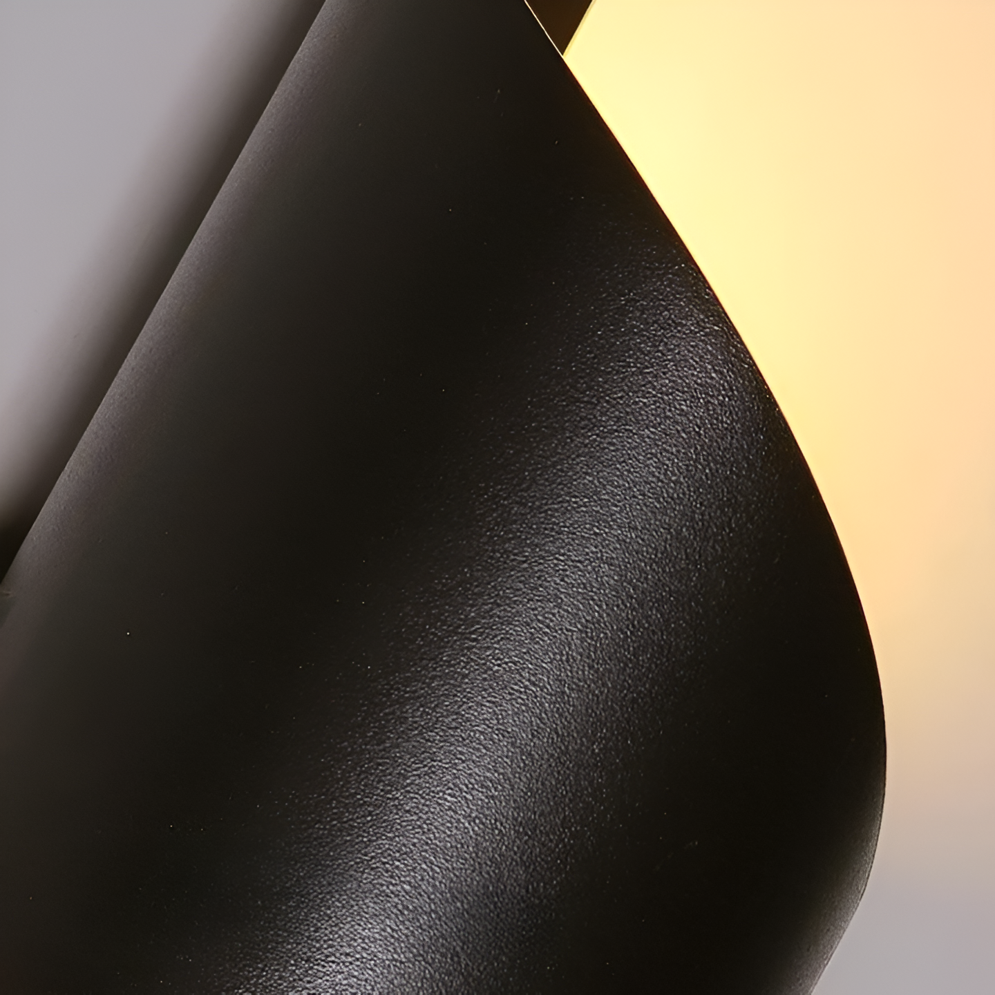 Nordic Aluminum Wave Wrap Wall Light