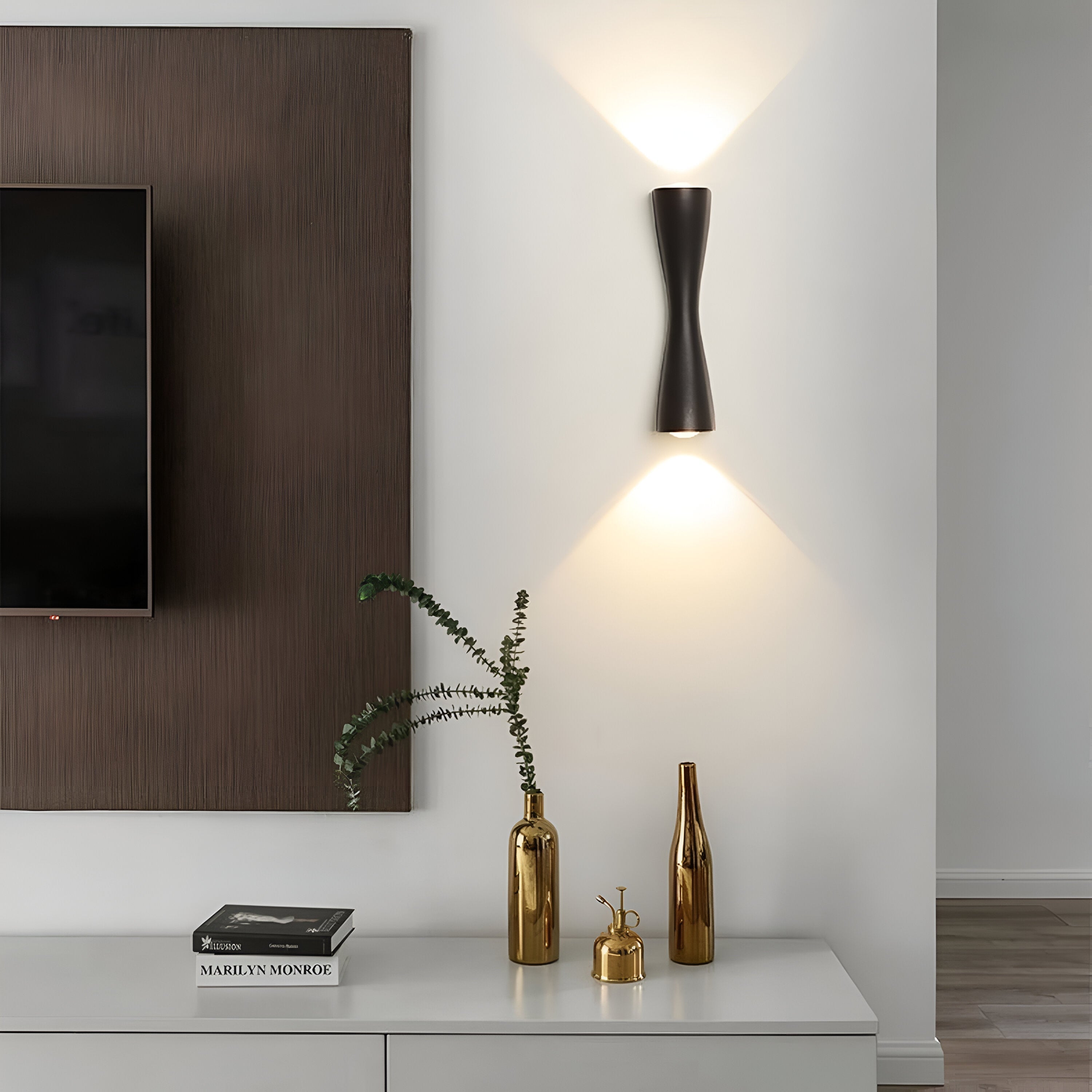 Nordic Aluminum Modern Hourglass Wall Light