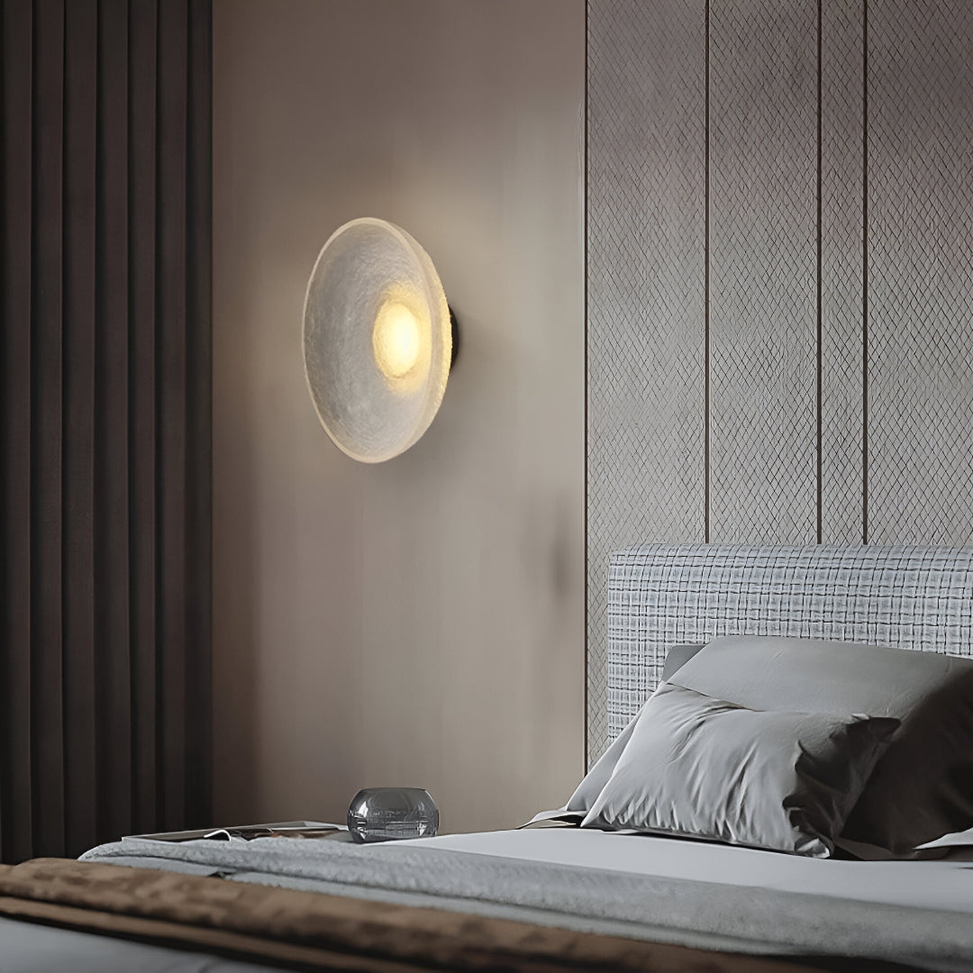 Seren Nordic Resin Round Wall Lamp