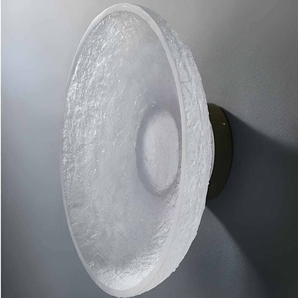 Seren Nordic Resin Round Wall Lamp