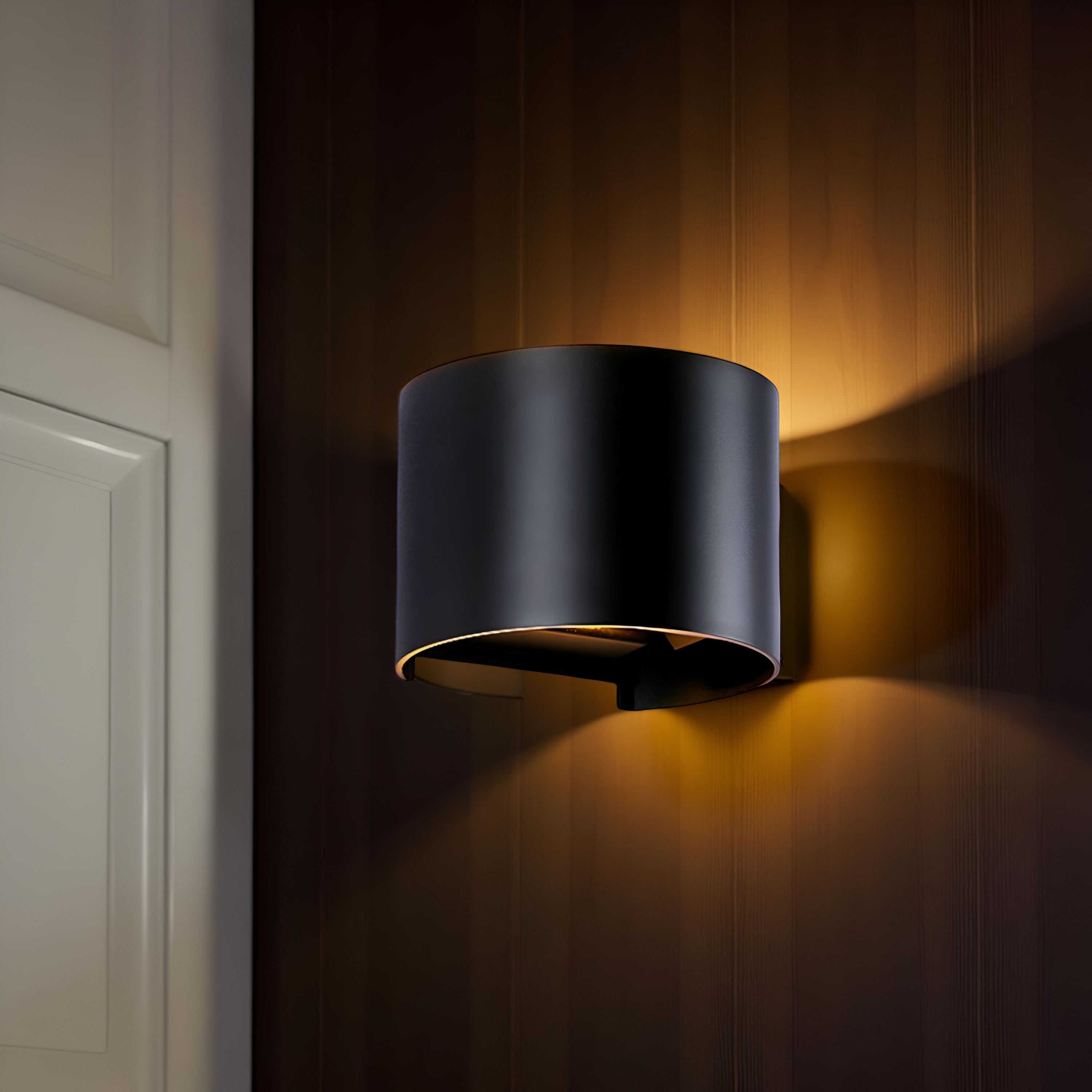 Nordic Round Shaped IP65 Waterproof Outdoor Wall Light