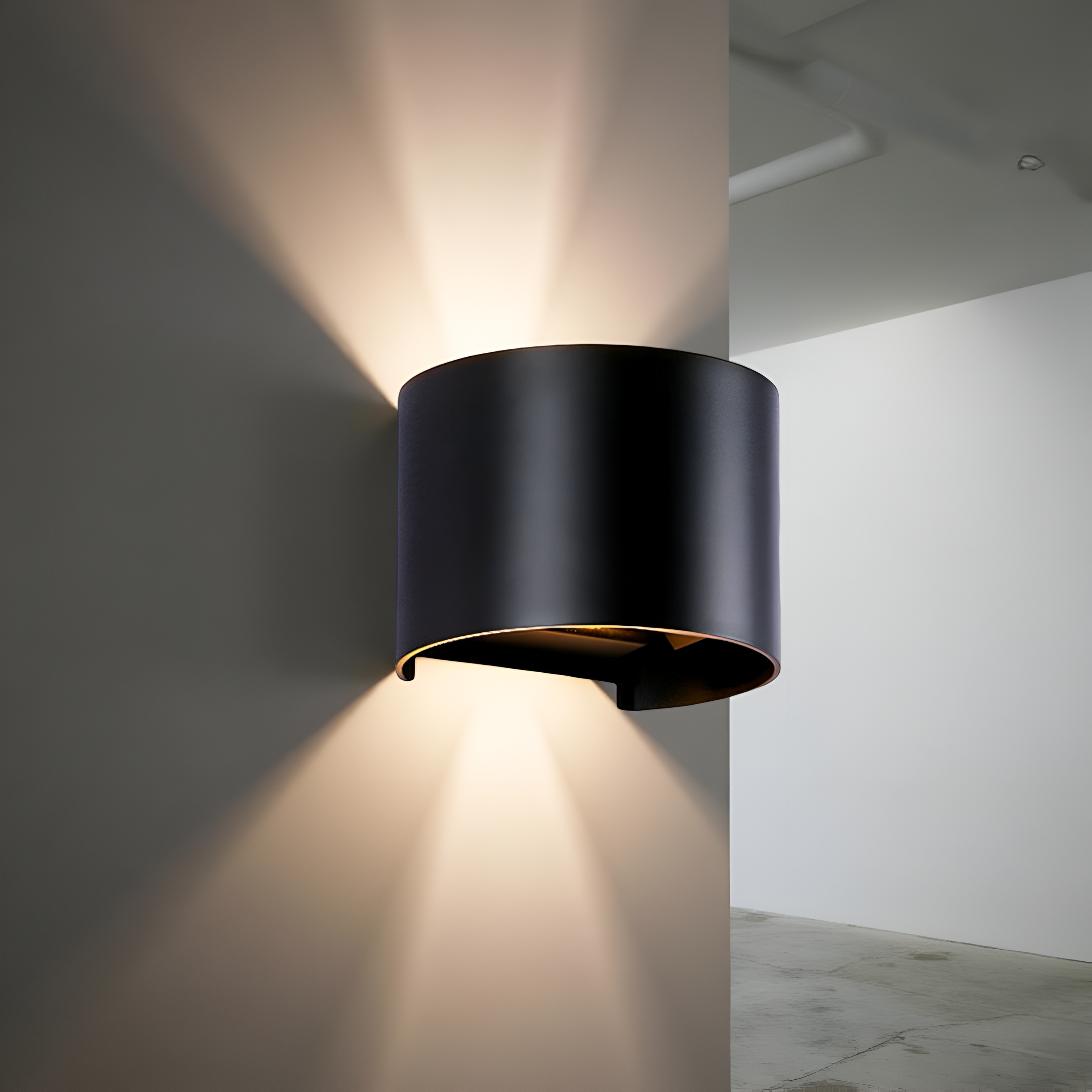 Nordic Round Shaped IP65 Waterproof Outdoor Wall Light