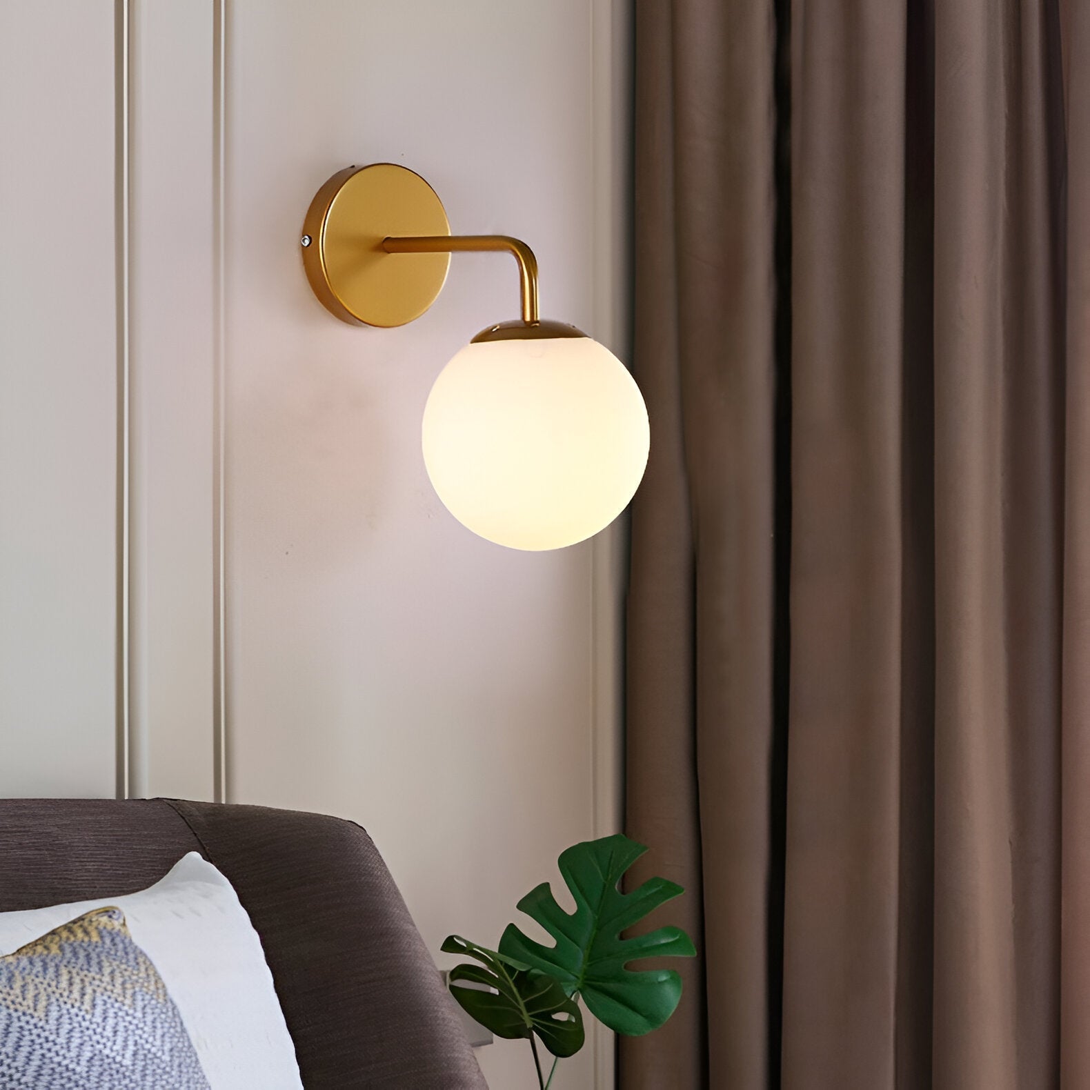 Modern Retro Rippled Glass Sphere Wall Light