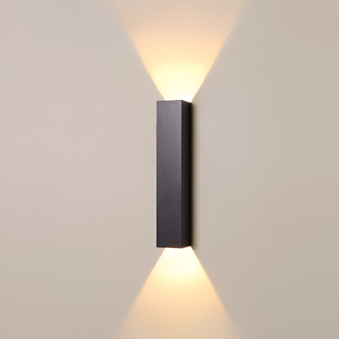 Arvid Nordic Aluminum Wall Light