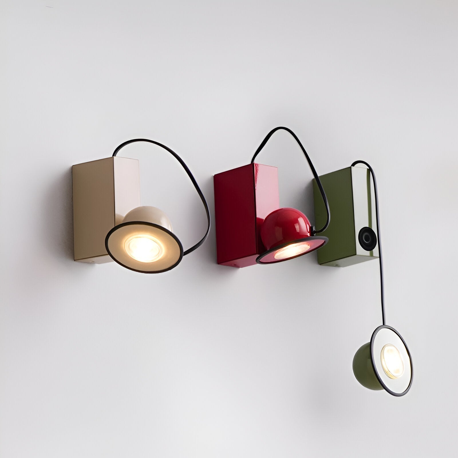 Retro Style Minibox Magnetic Wall Light