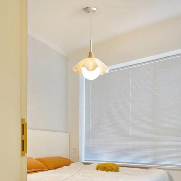 Nordic Style Wooden Flower Pendant Light
