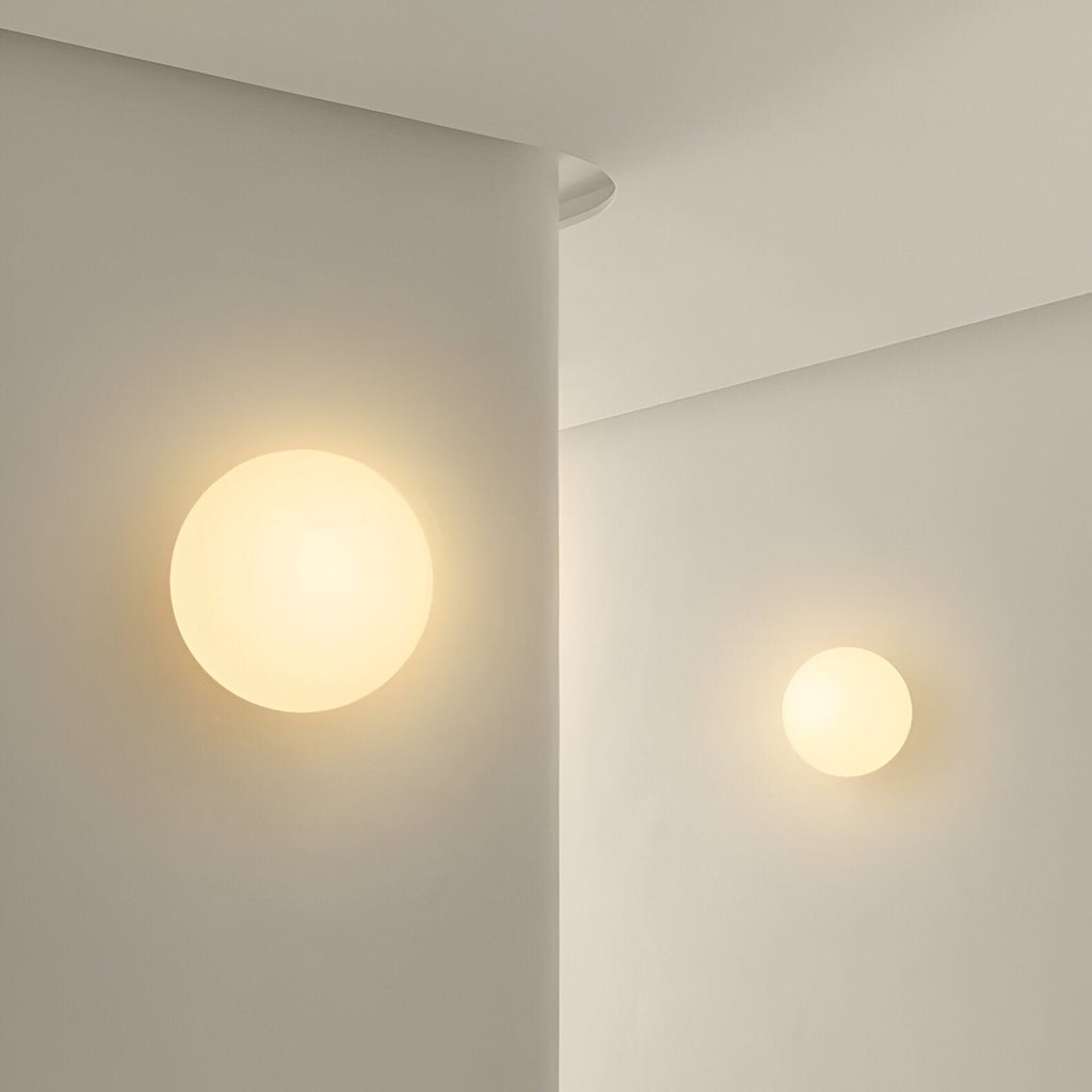 Dioscuri Minimalist Round Glass Wall Light