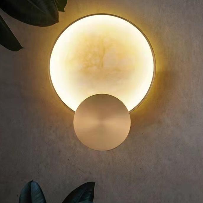 Terra Svet Modern Alabaster Wall Light