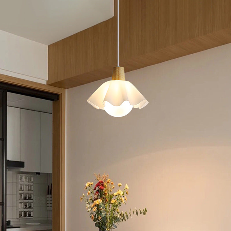 Nordic Style Wooden Flower Pendant Light