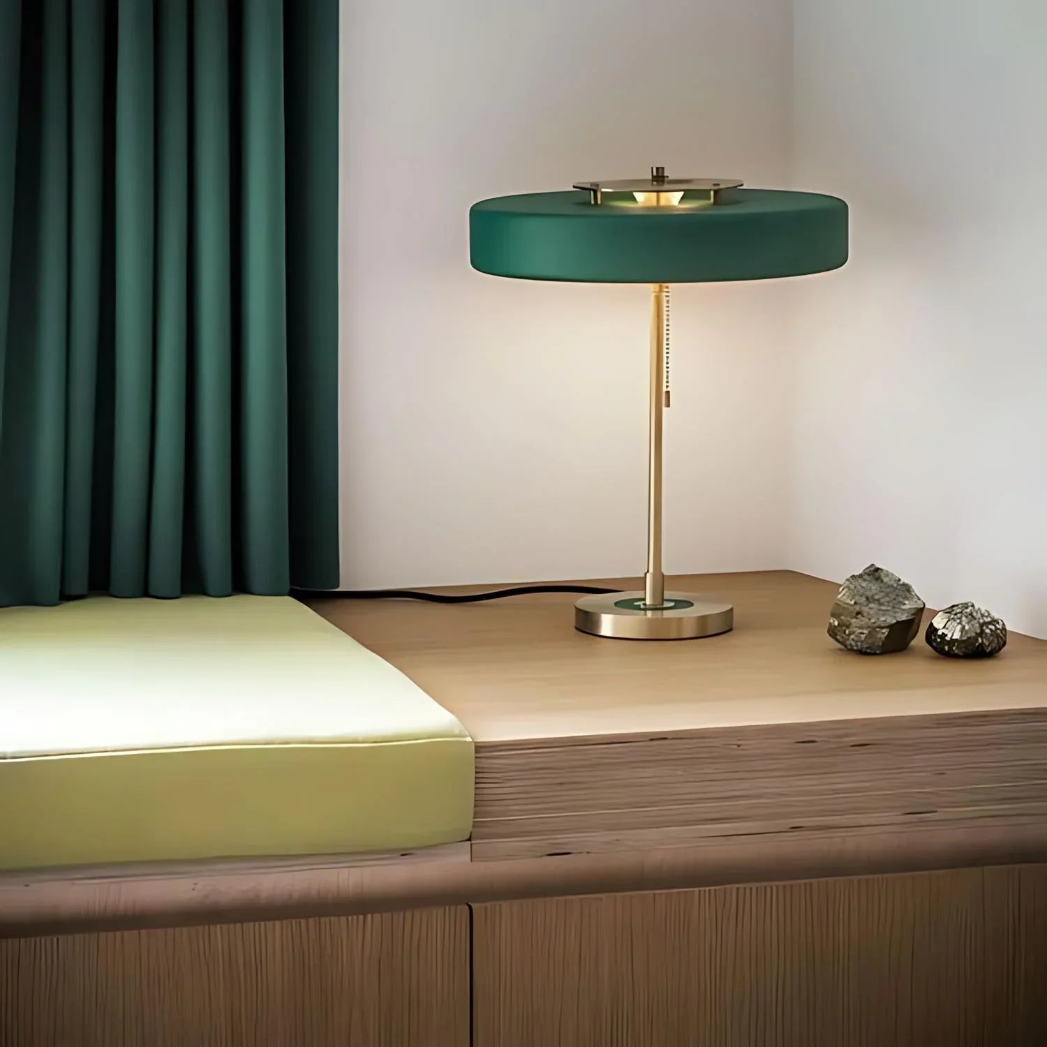 Radiant Tower of Light Minimalist Metal Table Lamp