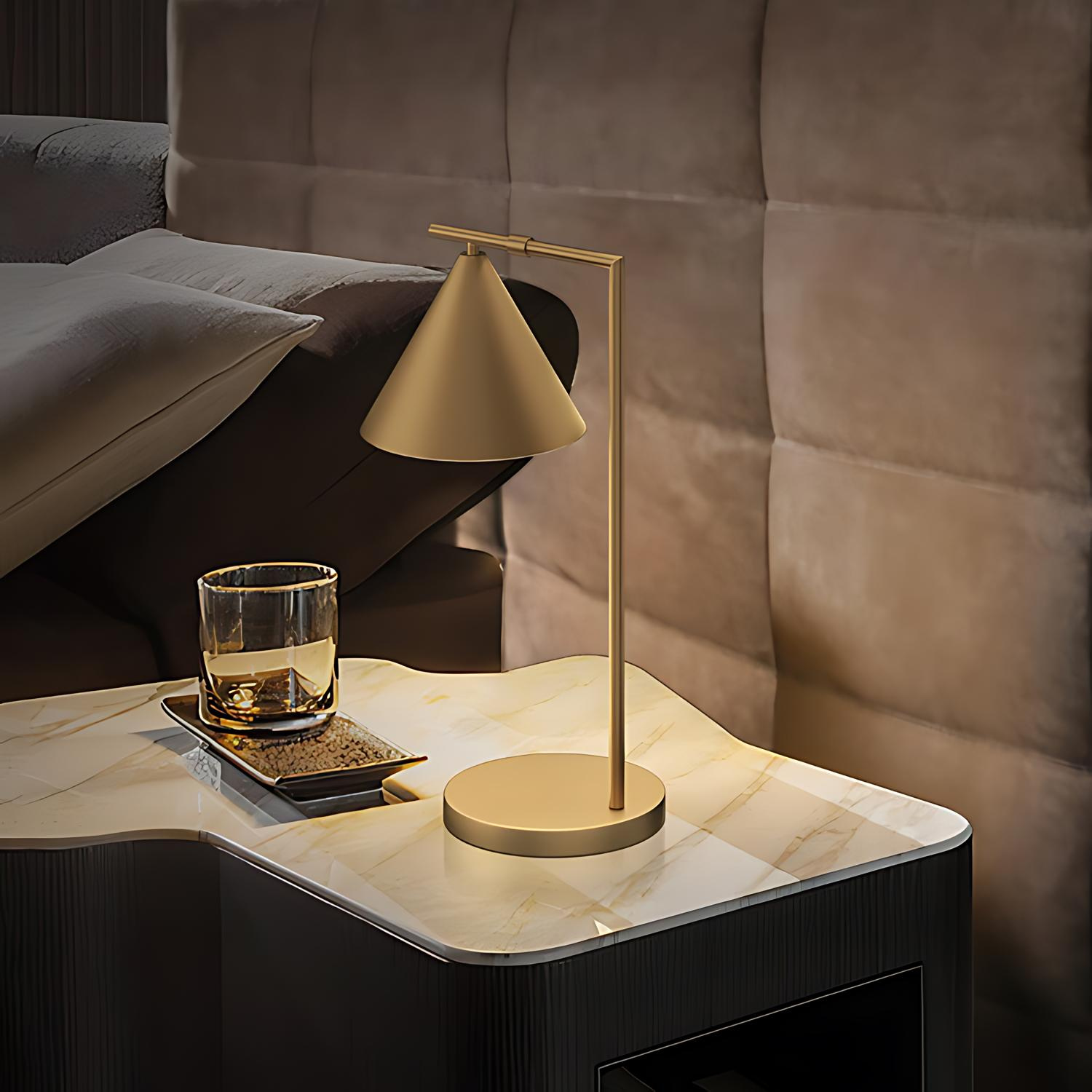 The Brilliant Clain Table Lamp