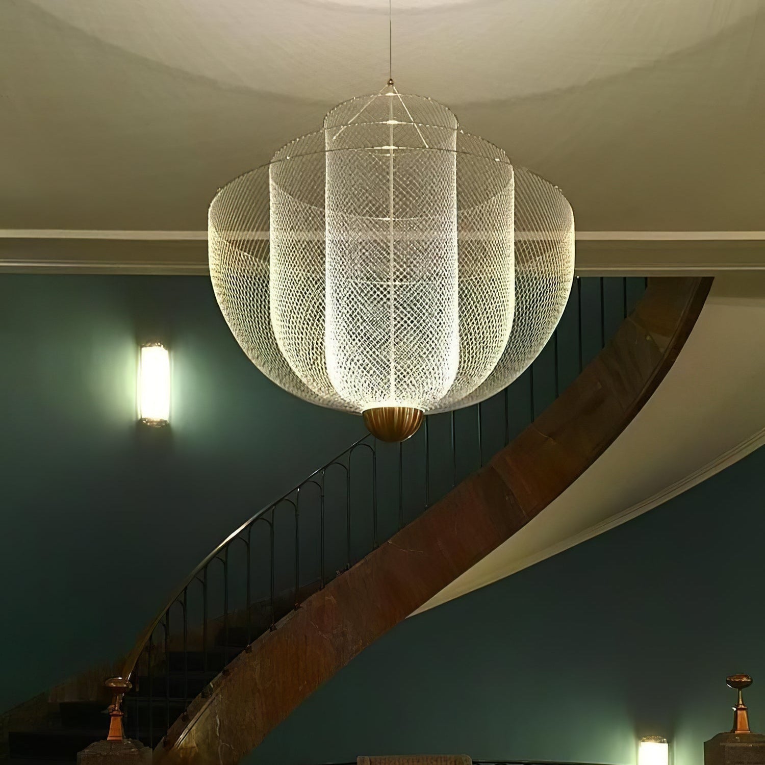 Radiant Wirelight Sculptural Japandi Metal Pendant Light