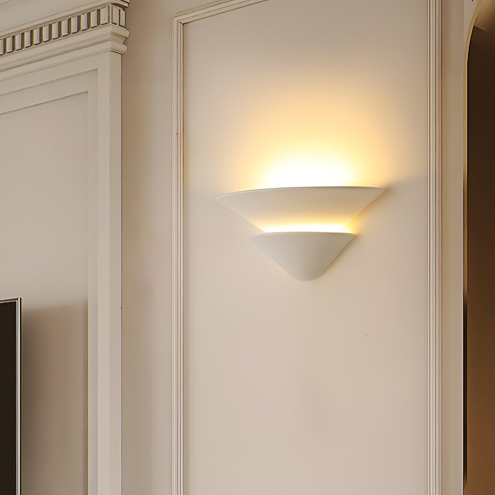 Shellora Wabi-Sabi Plaster Wall Light