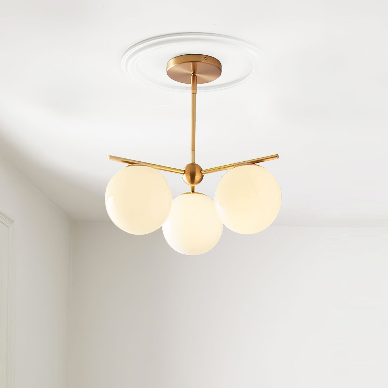 Sphere Stem Light Luxury Brass Chandelier