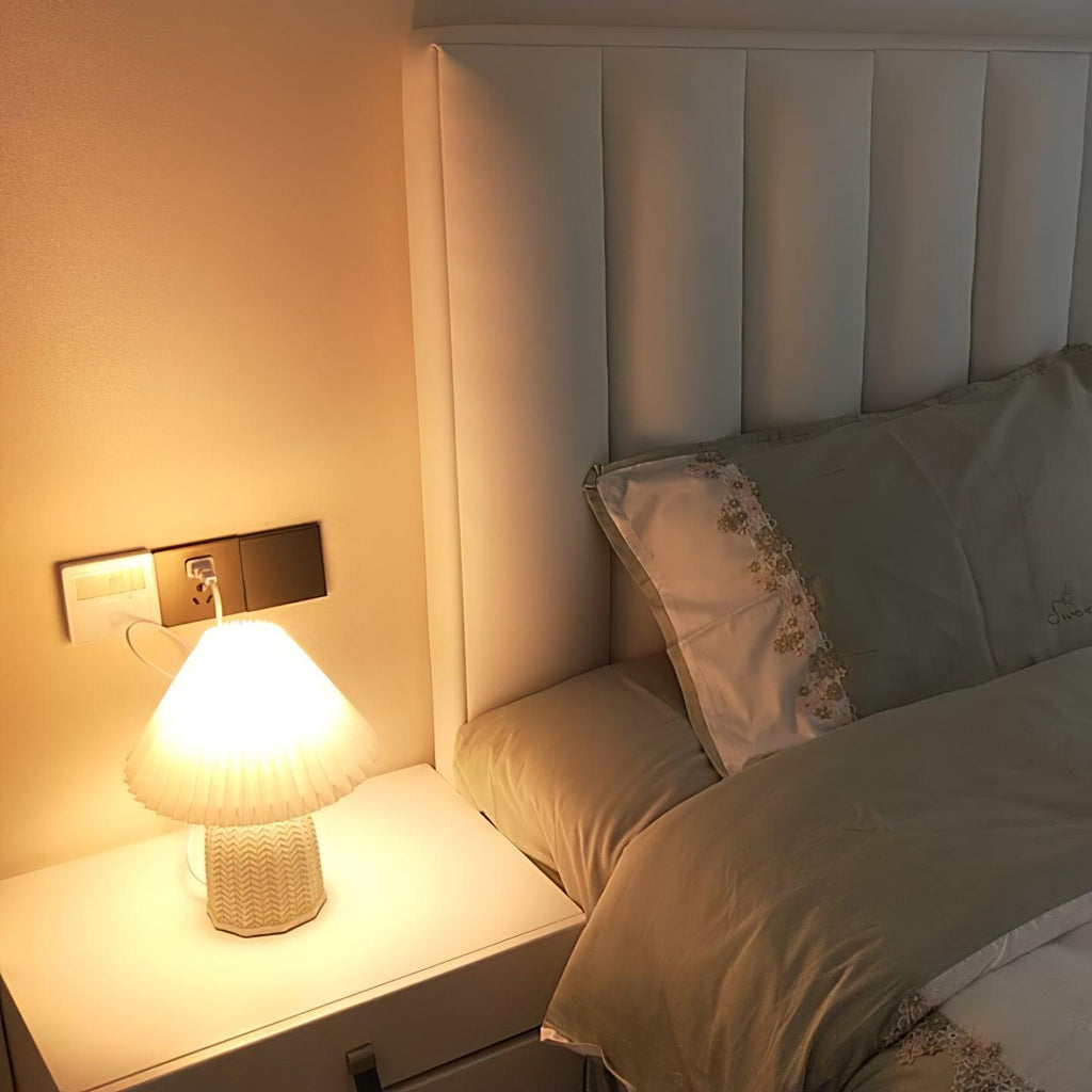 Elowen Vintage Pleated Ceramic Table Lamp