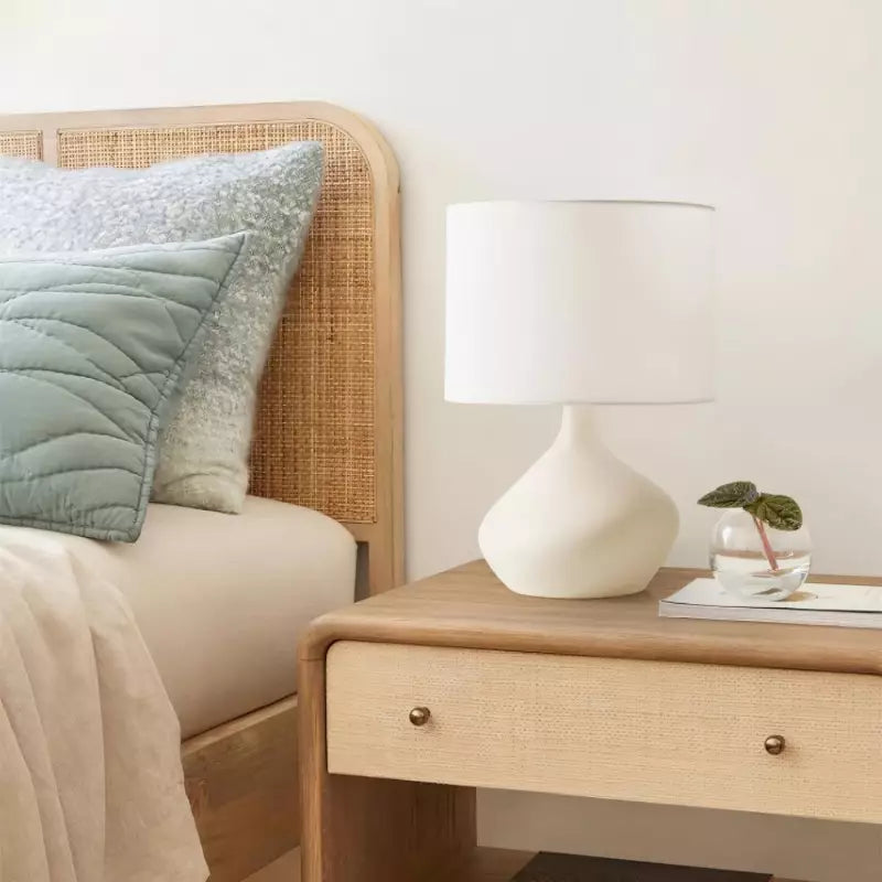 Mira Speckled Ceramic Nordic Table Lamp