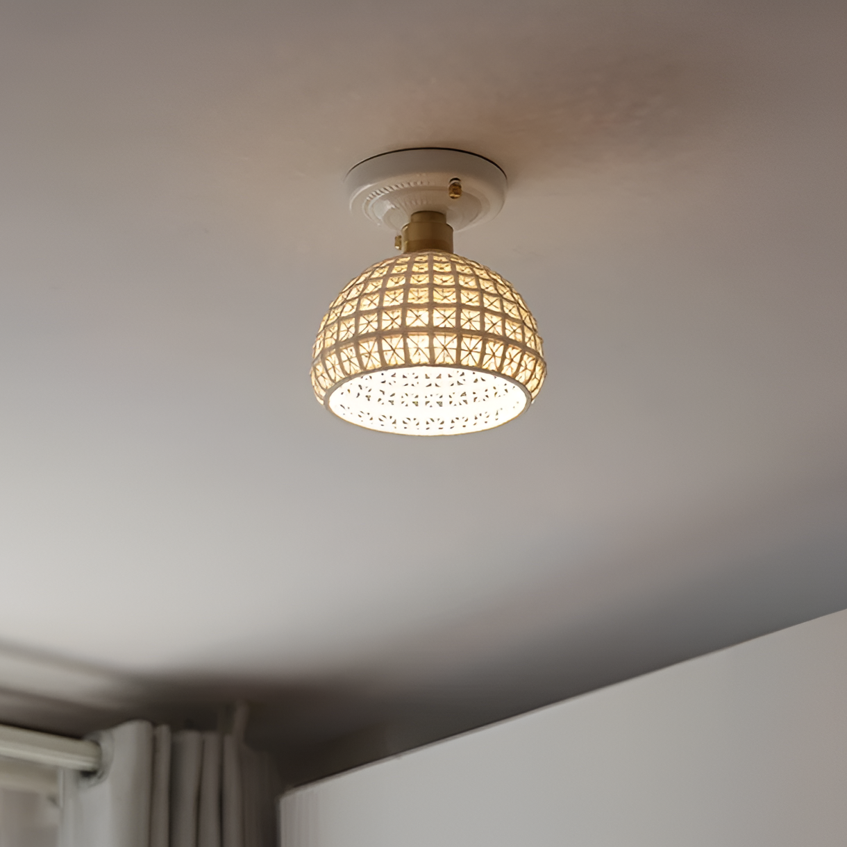 Nordic Ceramic Ceiling Fixture