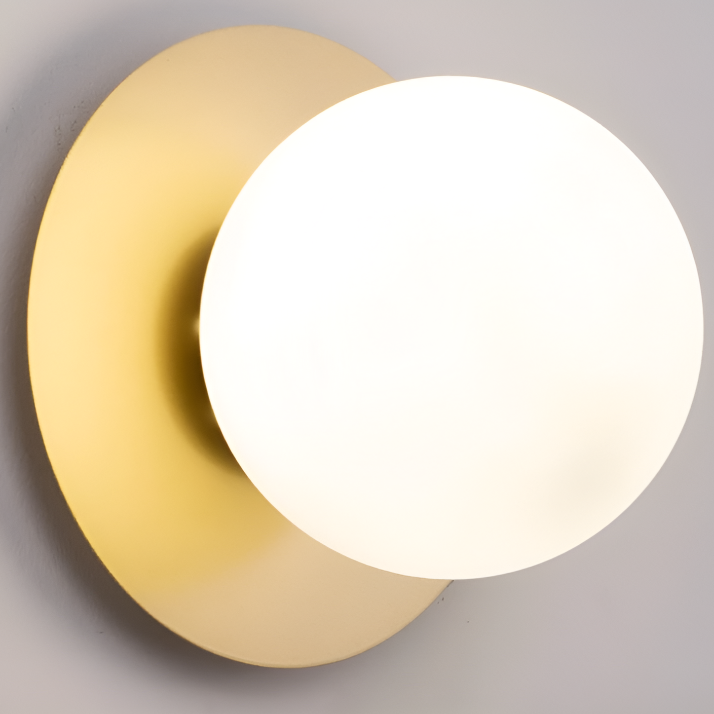 Brilliant Dawn Modern Glass Wall Lamp