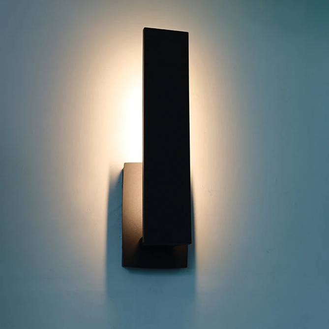 Ultra-Resistant Lantern IP65 Waterproof Outdoor Minimalist Wall Light