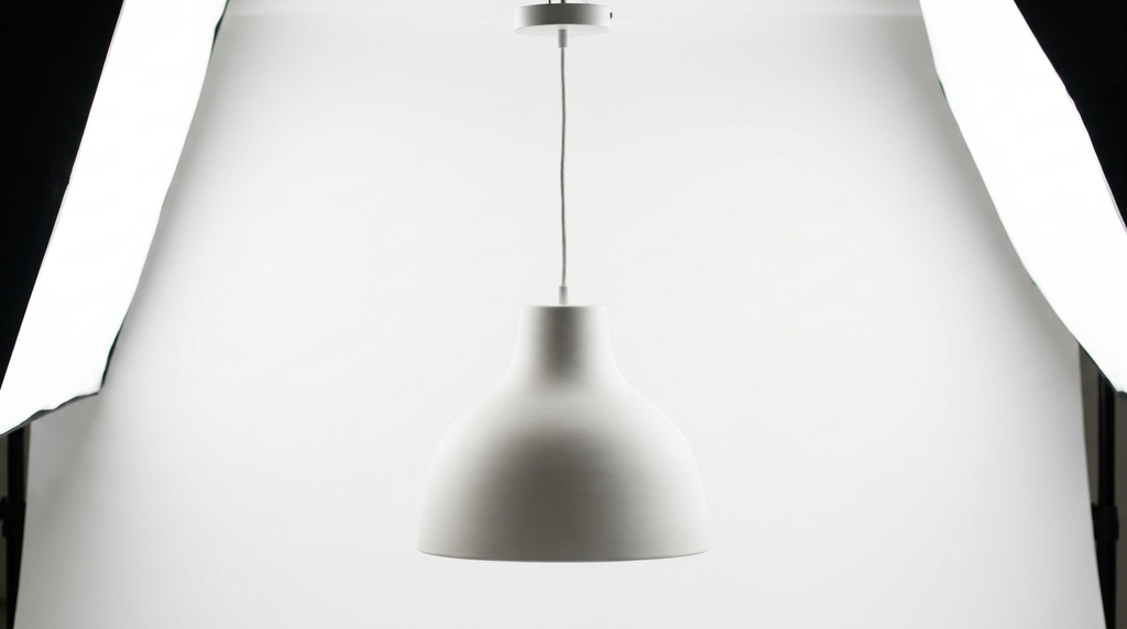 Boki Scandinavian Porcelain Pendant Light