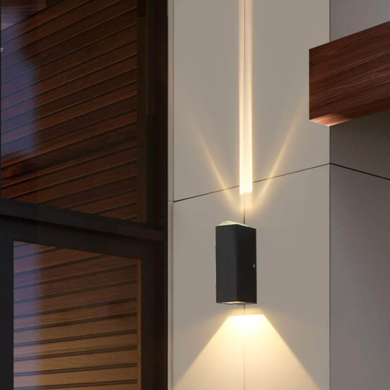 Modern Waterproof Rectangular LED IP65 Waterproof Outdoor Wall Light