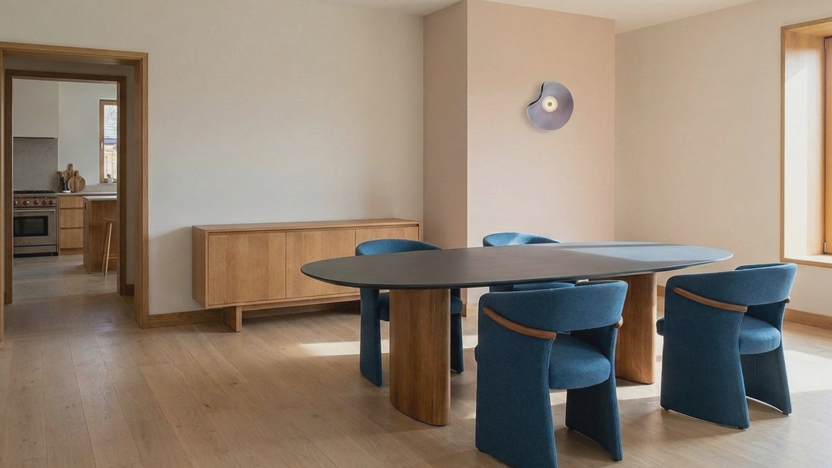 Sollie product film: Nordic Curved Glass Japandi Style Glass LED Wall Light
